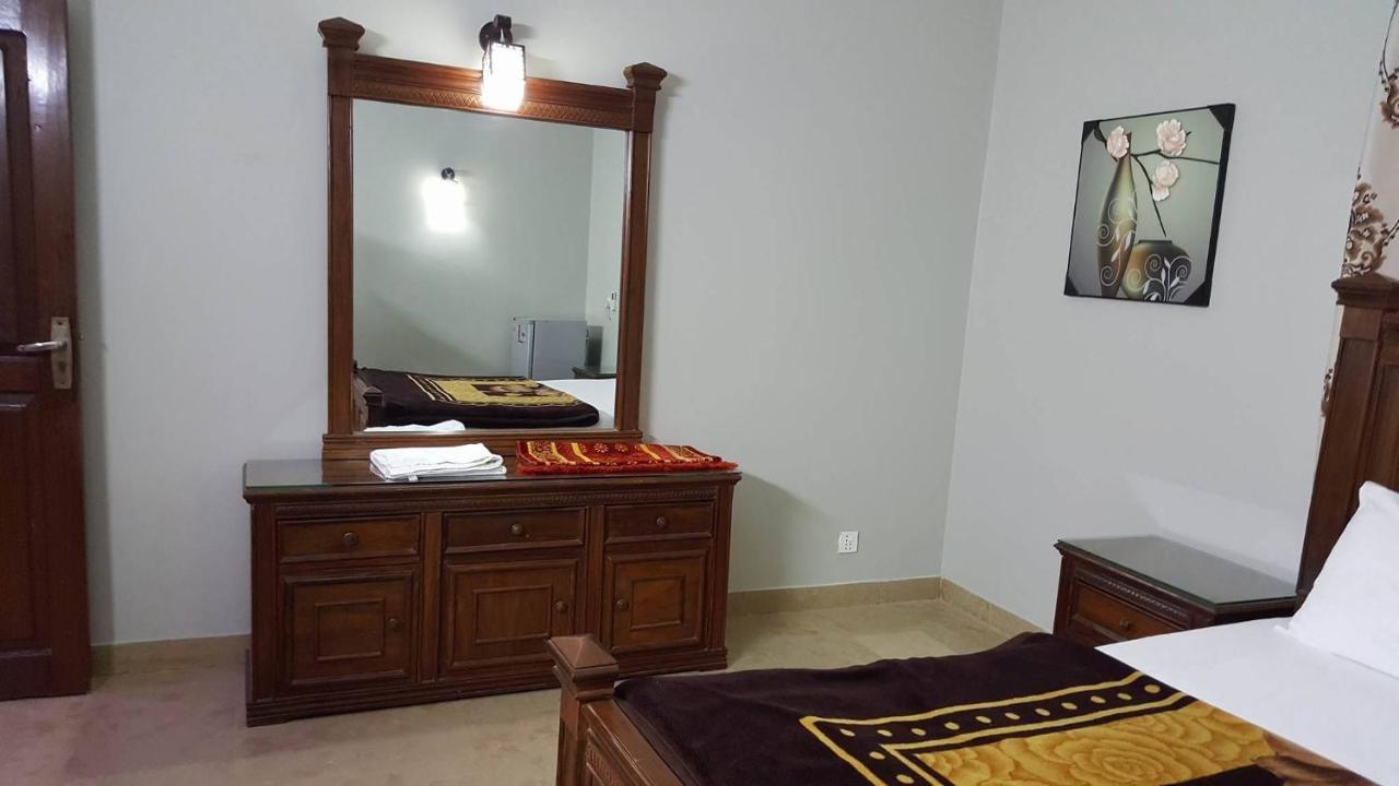 Seaview Guest House Karachi Esterno foto
